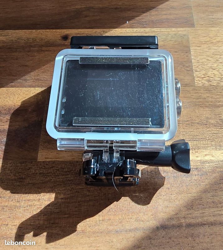 Lot - 6 - Caméra sportive 1080p WiFi étanche (type GoPro) + accessoires (image 5)