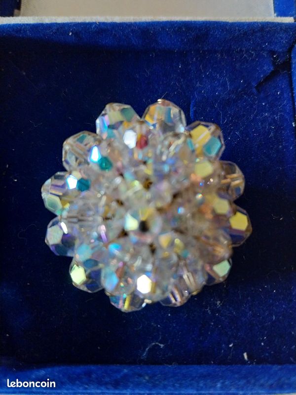Vintage très belle broche fantaisie en forme de fleur (image 1)