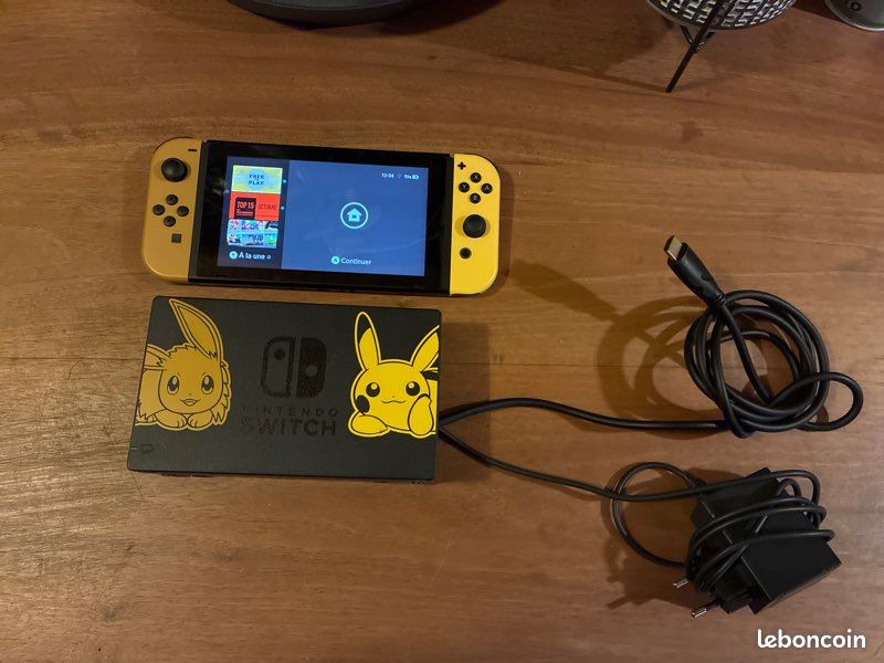 Nintendo Switch Pikachu & Evoli Edition (image 1)