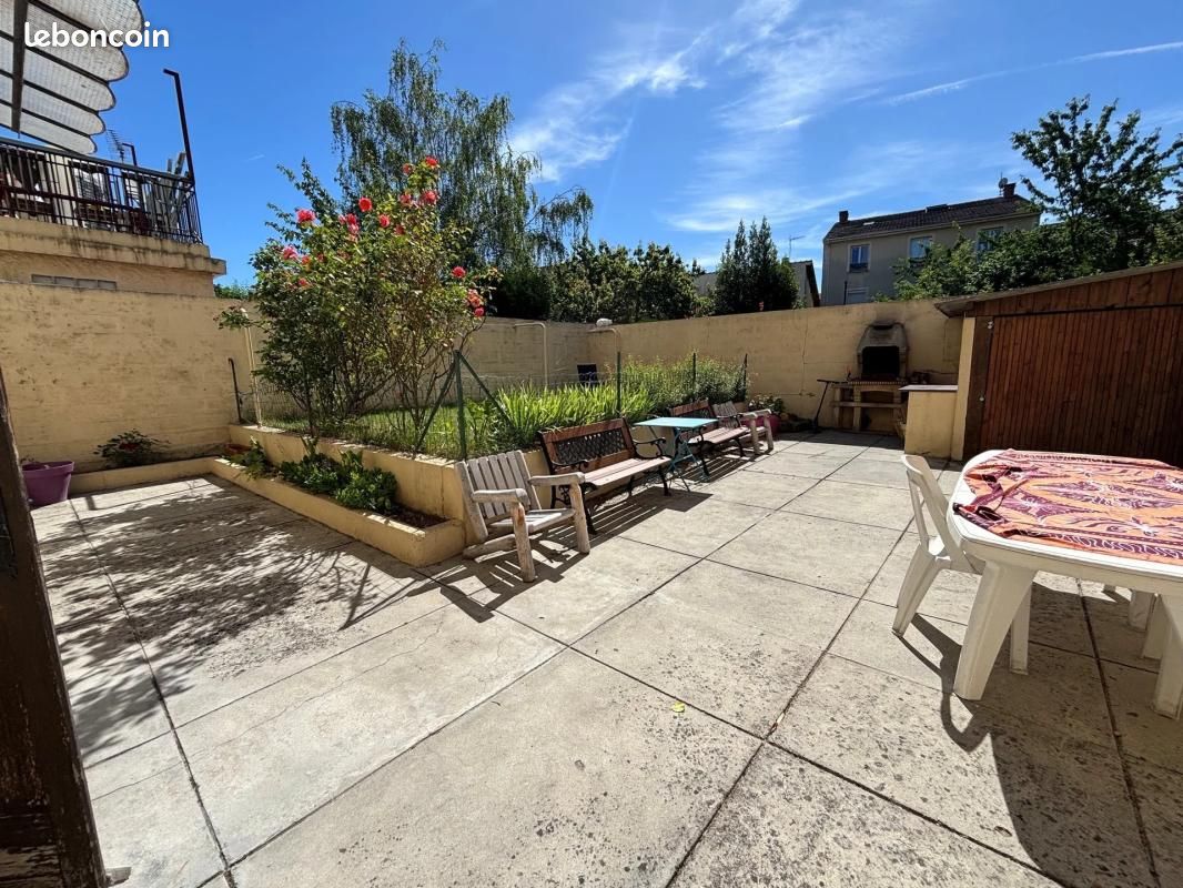 Appartement 3 pièces 55 m² · à Drancy · 55 m² · 208 000 €