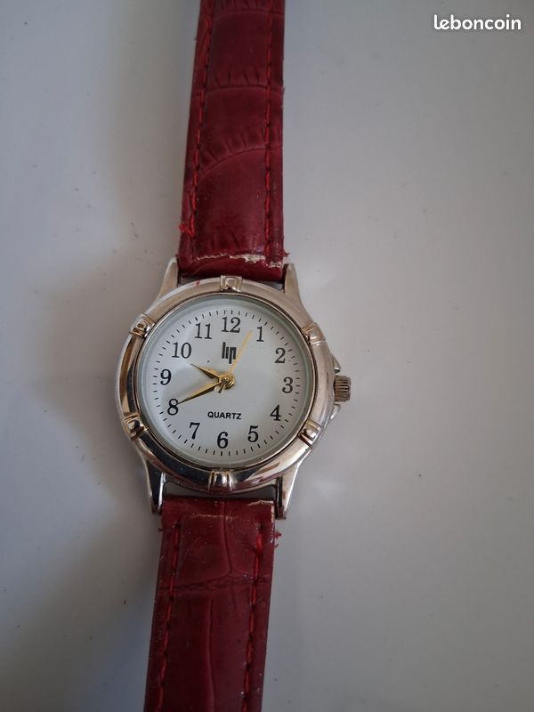 Une montre femme lip (image 3)