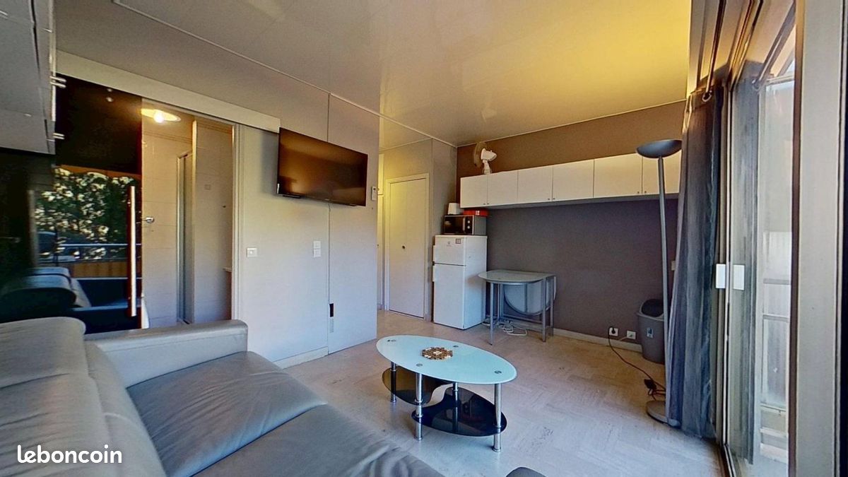 Appartement a louer cannes - 1 pièce(s) - 19 m2 - Surfyn