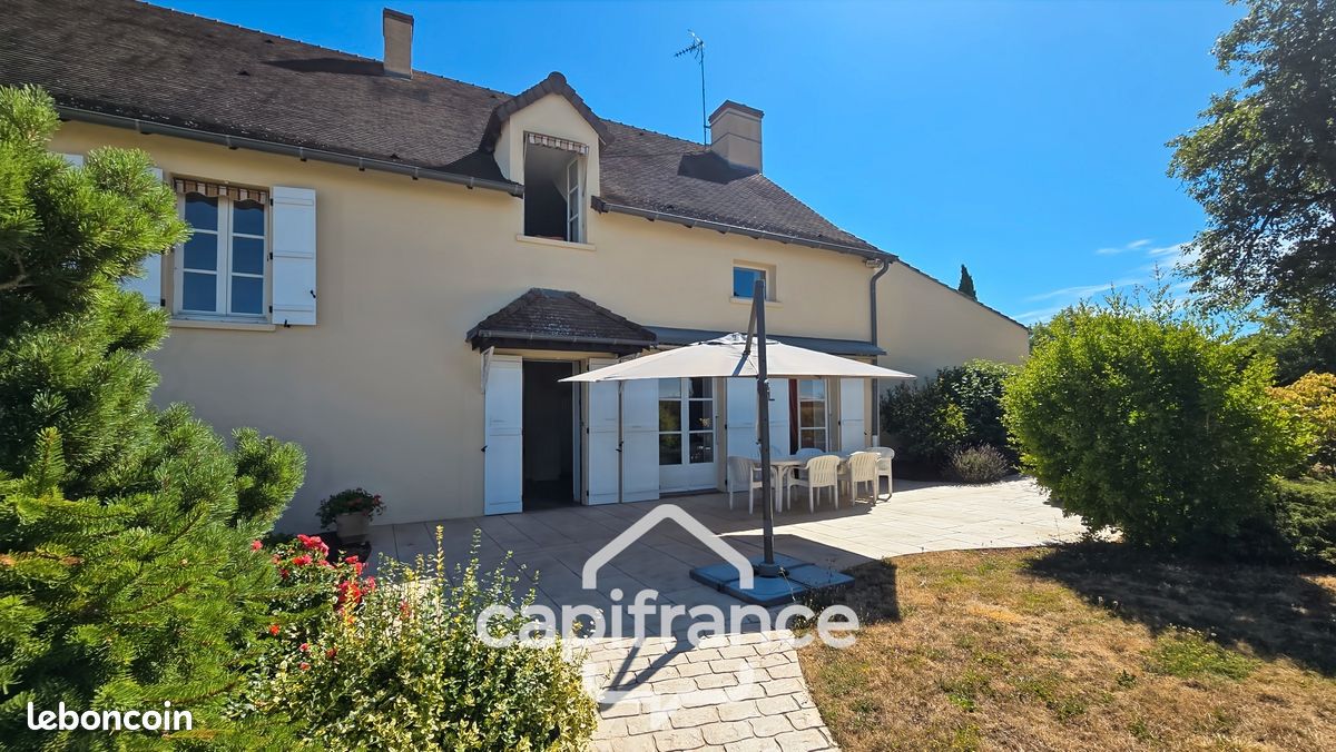 Maison 8 pièces 199 m² · à Demigny · 199 m² · 415 000 €