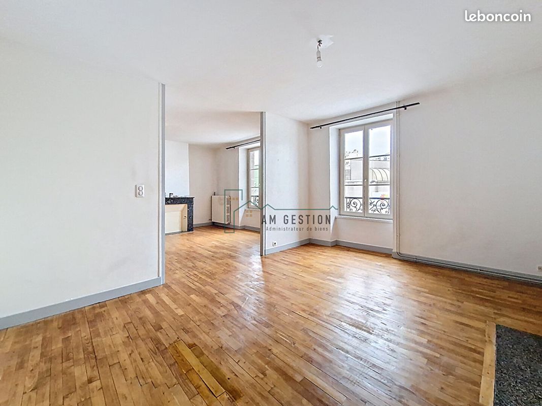 Appartement 6 pièces 105 m² · à Limoges · 105 m² · 730 €