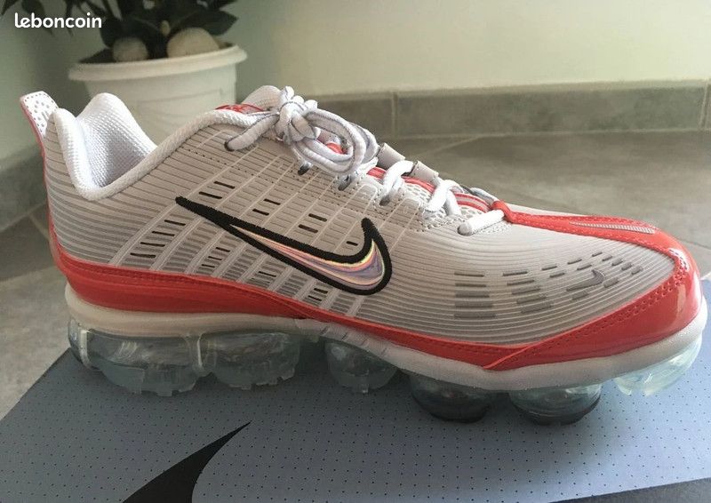 Nike Vapormax 360 Vapormax Gris Rouge Baskets Nike Air VaporMax - Main Image