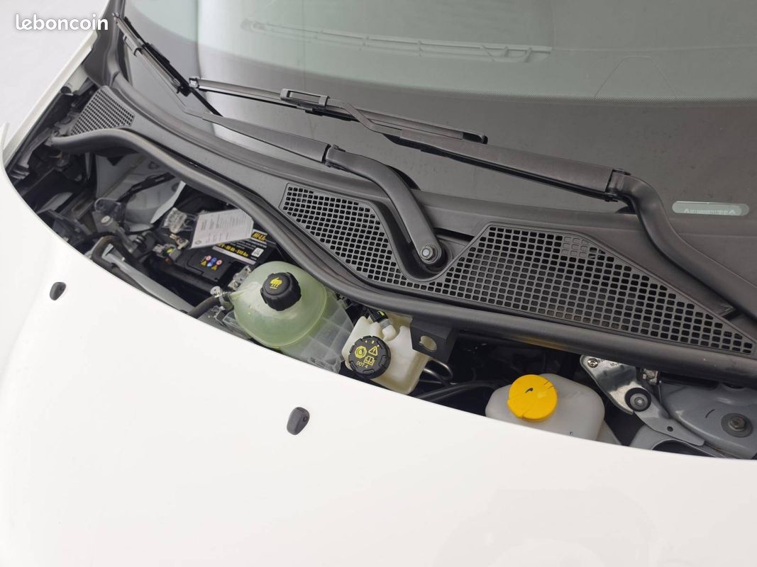 RENAULT Twingo III SCe 65 Equilibre (image 25)