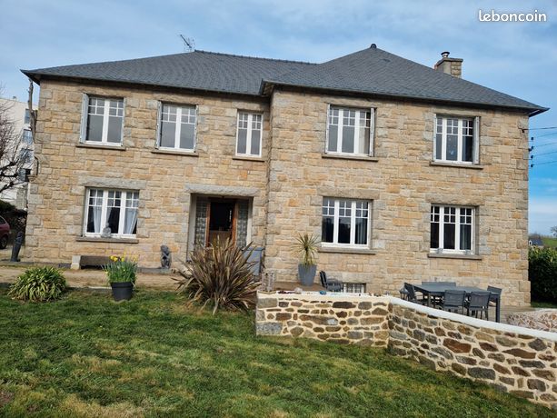 Maison 9 pièces 245 m2 + terrain 2500 m2