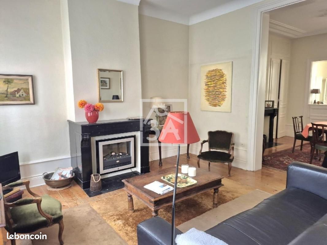 Maison 10 pièces 216 m² · à Dunkerque · 216 m² · 435 000 €
