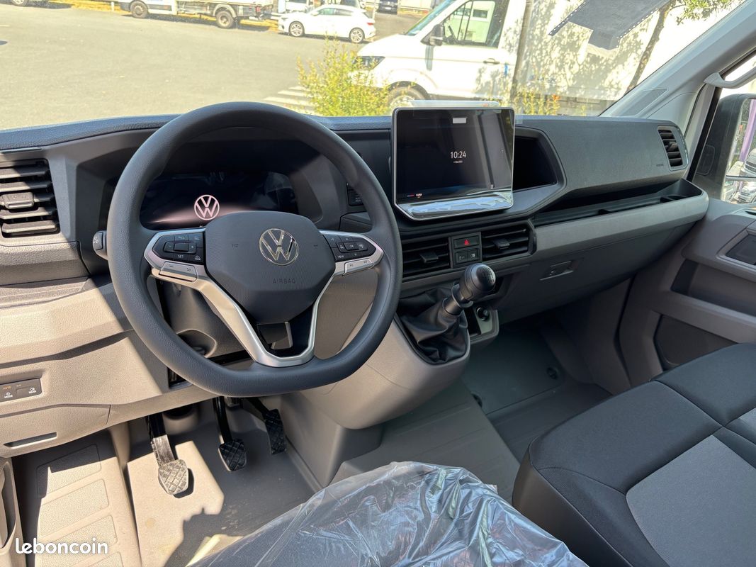 37 500 HT - Volkswagen crafter 35 business L3h3 140ch BVM6 (image 2)