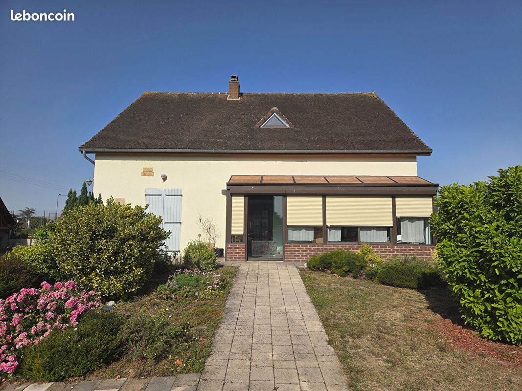 Maison 5 pièces 167 m² · à Le Mériot · 167 m² · 249 000 €