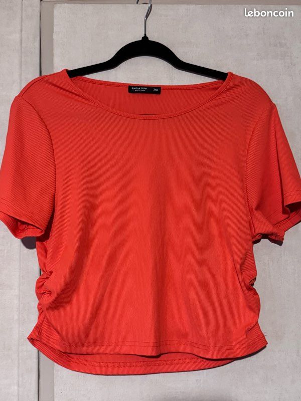 Crop top orange moulant (image 1)