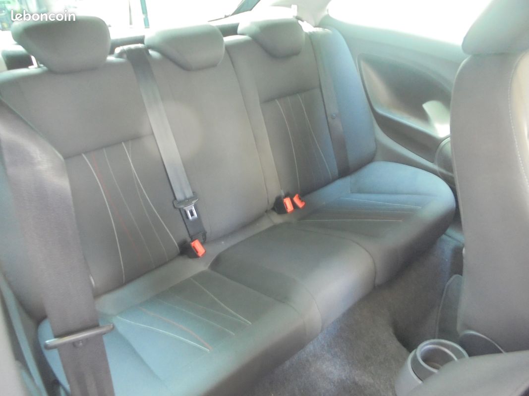 Seat ibiza tdi bien entretenue (image 5)