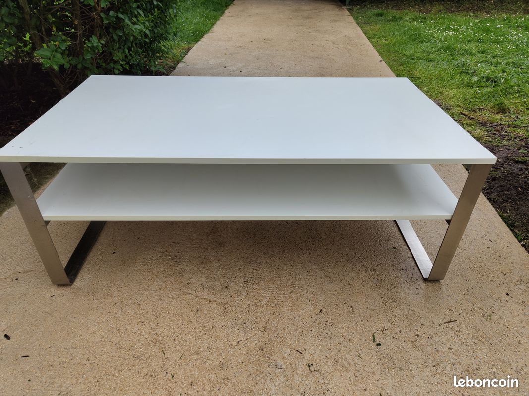 Table basse IKEA (image 1)