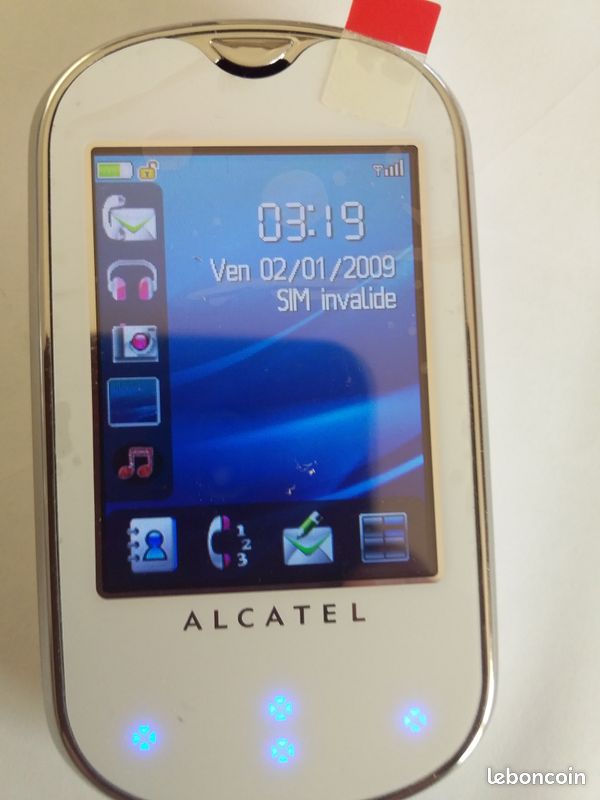 Vend portable alcatel one touch 708 (image 1)