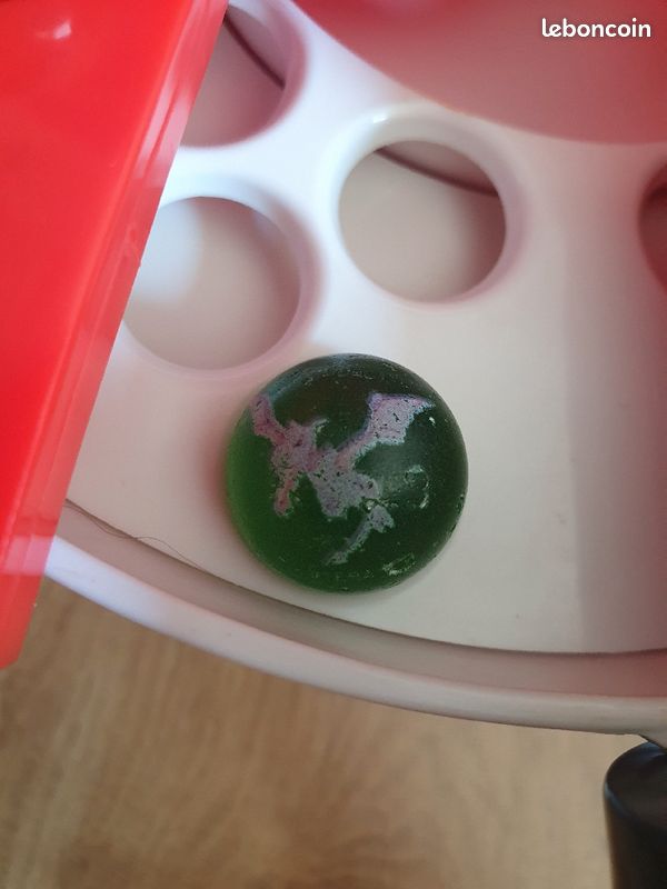 Pokeball Marble Storage case (image 6)