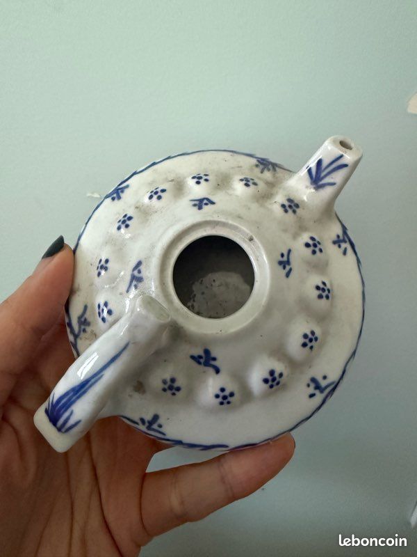Théière Tongzhi en Porcelaine, Chine en vente sur