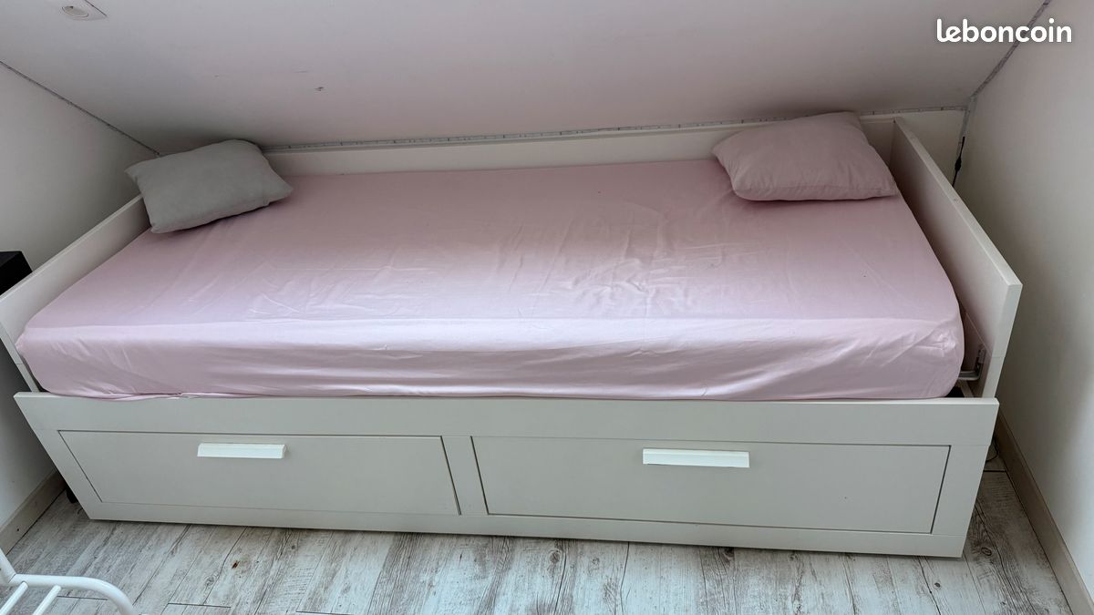🪑 lot ikea – bureau + chaise + lit 2 places – à saisir (image 2)