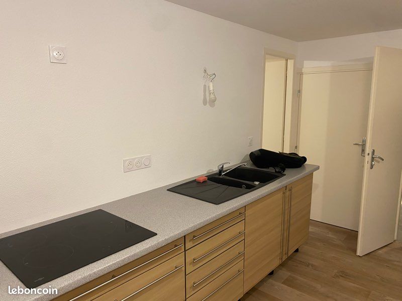 Appartement 2 pièce(s) 30 m²à louer Lons-le-saunier