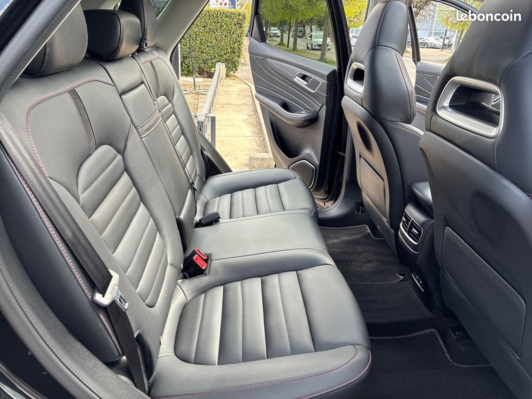 MG EHS 1.5T GDI PHEV Luxury (image 18)