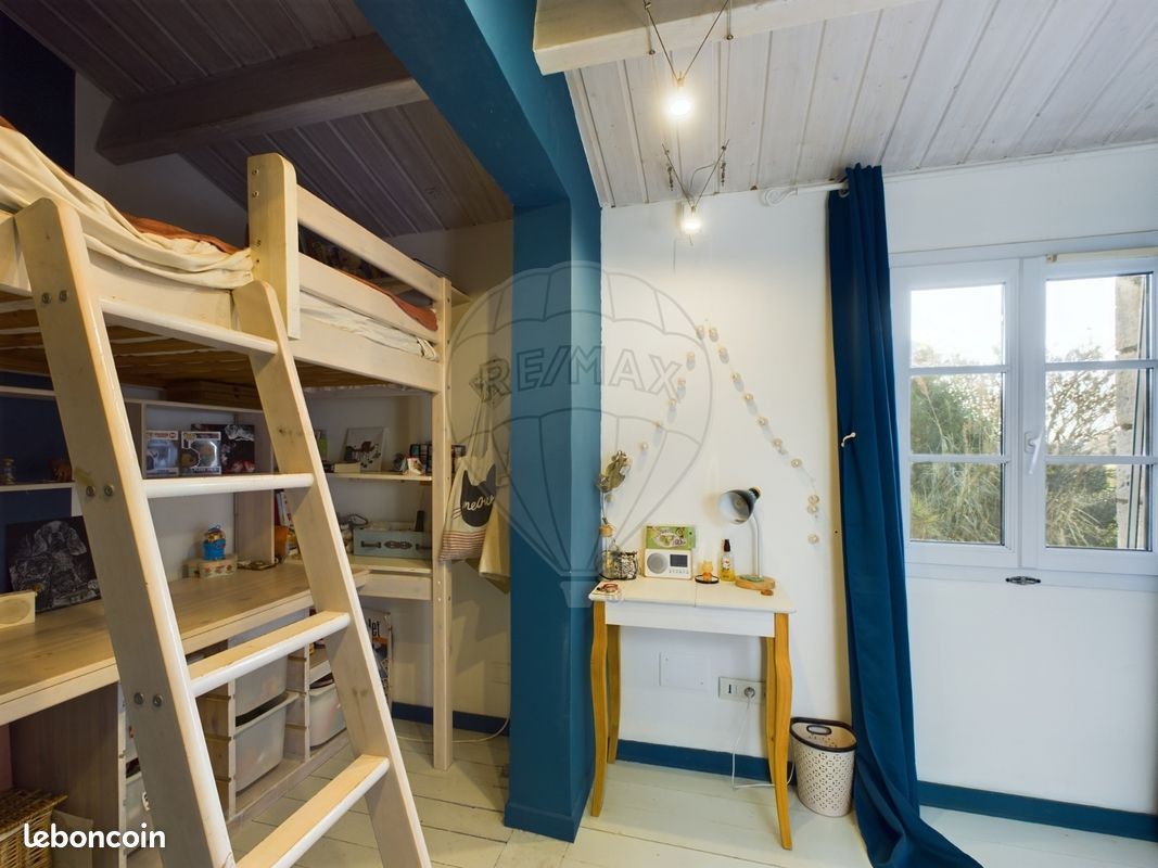 Maison 5 pièces 103 m² - Rochefort 17300 (image principale 10)