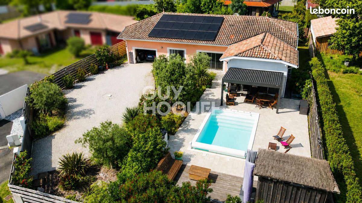 Maison 5 pièces 153 m² · à Parentis-en-Born · 153 m² · 599 400 €