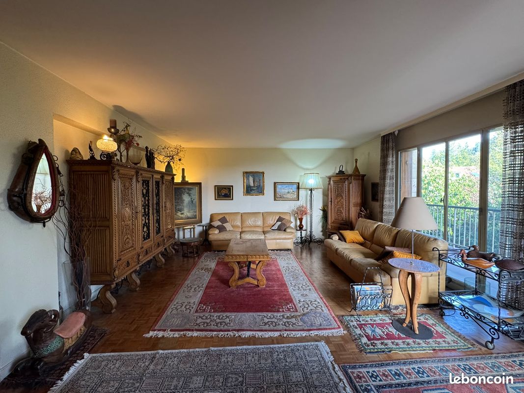 Appartement 5 pièces 122 m² · à Garches · 122 m² · 645 000 €