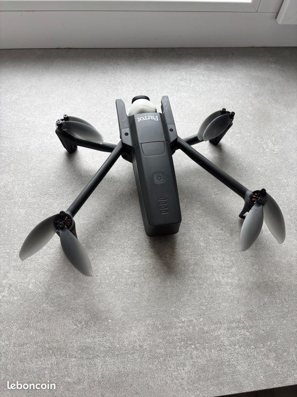 Drone ANAFI FPV PARROT Modélisme - Main Image