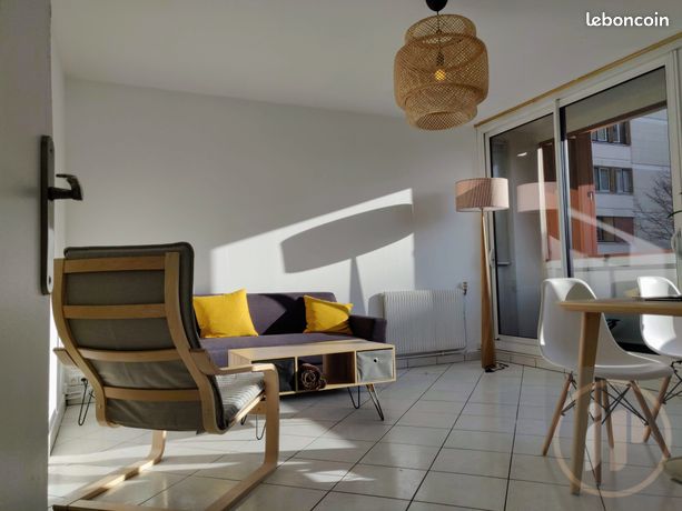 Appartement a louer poissy - 1 pièce(s) - 80 m2 - Surfyn