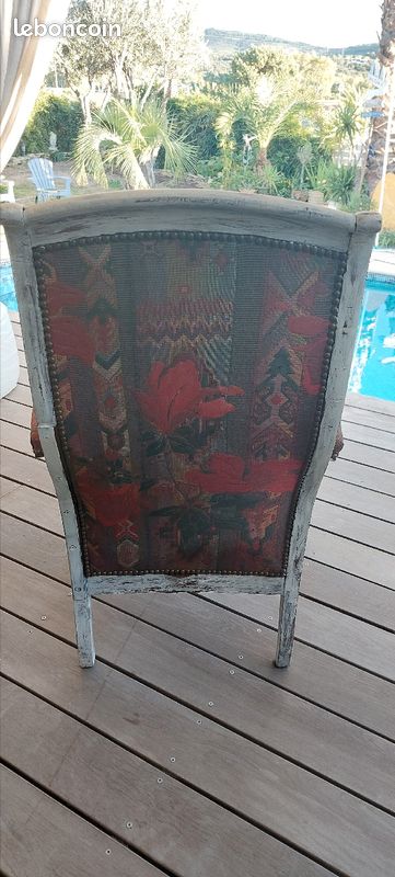 2 Fauteuils en bois ancien foncé (image 2)