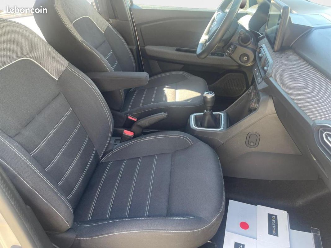 Dacia Jogger 1.0 TCe 110ch Confort 5 places (image 18)