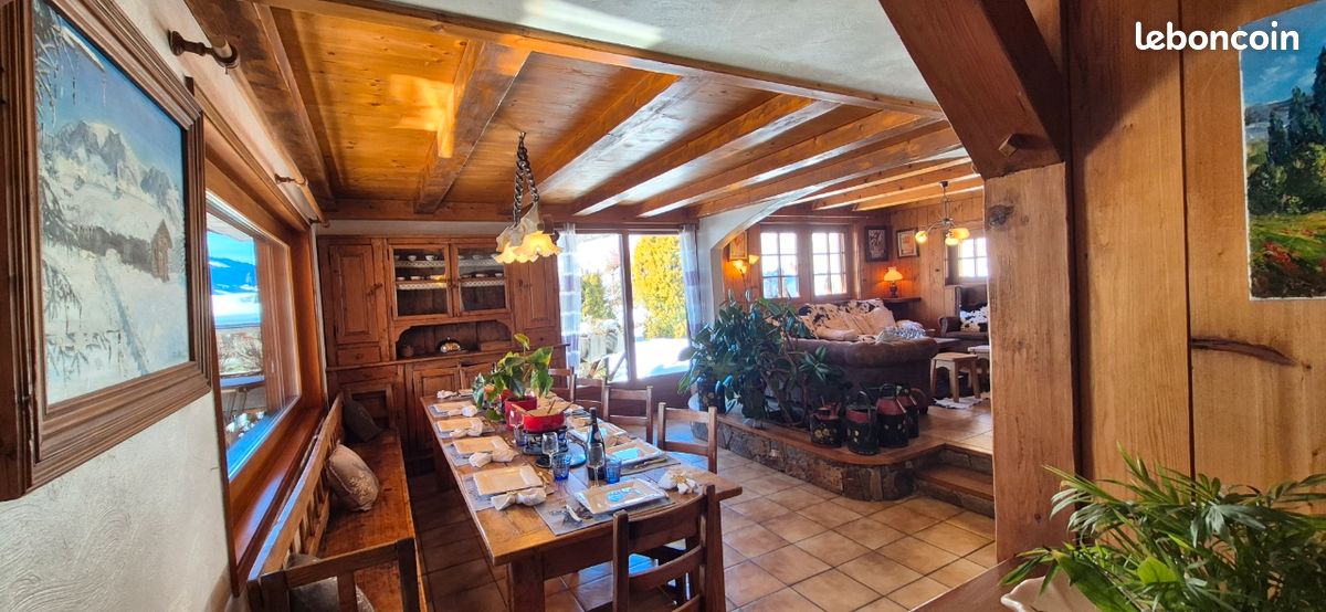 Maison 7 pièces 150 m² · à Megève · 150 m² · 2 680 €