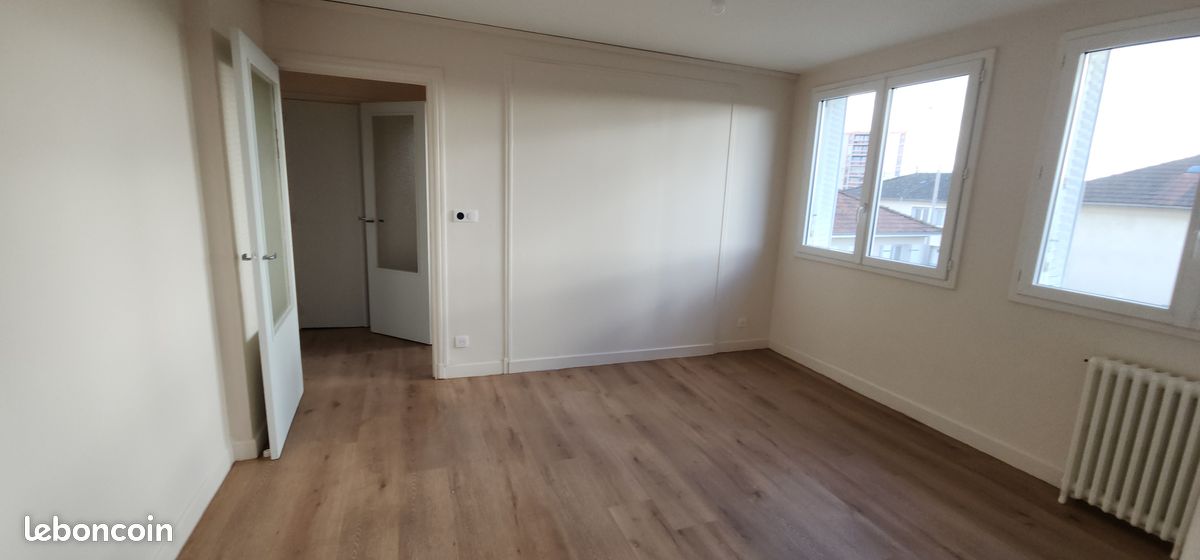 Appartement 4 pièces 67 m² · à Aurillac · 67 m² · 700 €