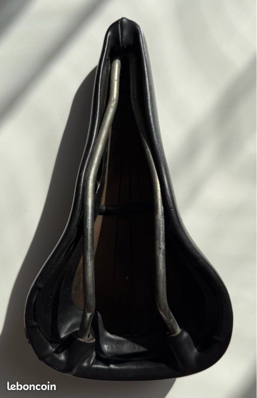 Selle Vélo Vintage San Marco Sport - Cuir Noir - 270 Mm - Fabriquée En Italie