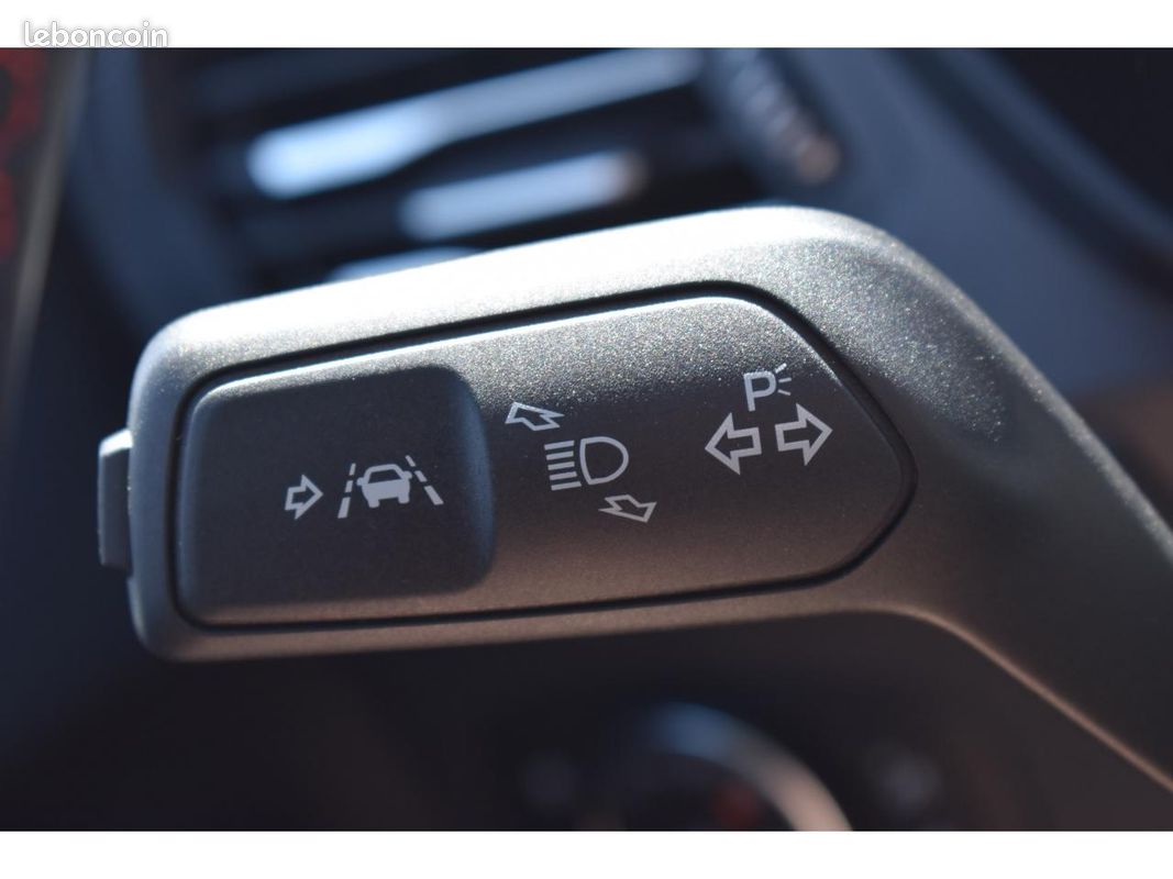 FORD FOCUS 1.5 EcoBlue 115 Powershift ST LINE X (image 24)