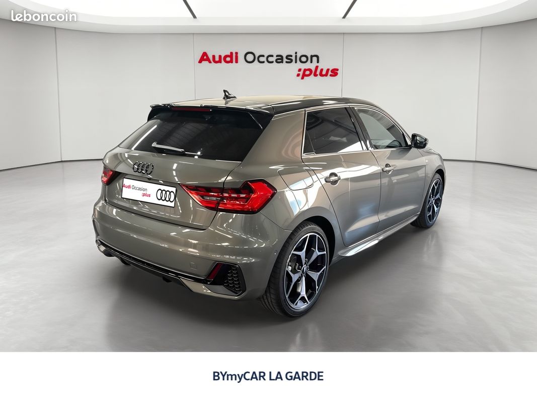 AUDI A1 Sportback 35 TFSI 150 ch S tronic 7 S Line (image 5)