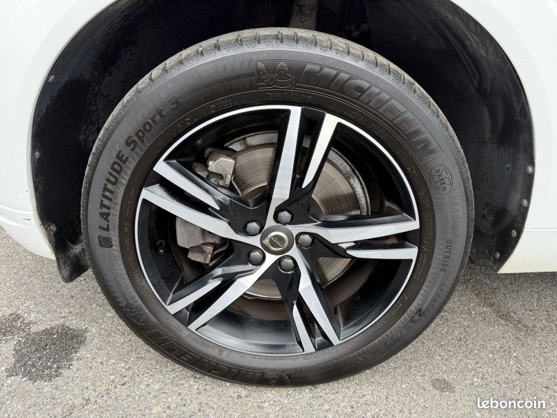 Volvo XC60 D4 AWD 190CH R-DESIGN GEARTRONIC (image 15)