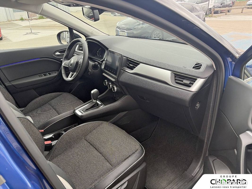 RENAULT Captur E-Tech hybride 145 Techno (image 13)