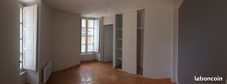 https://img.leboncoin.fr/api/v1/lbcpb1/images/be/45/06/be4506fd86b31e55535c84bc2ab18c02cca0671f.jpg?rule=ad-image