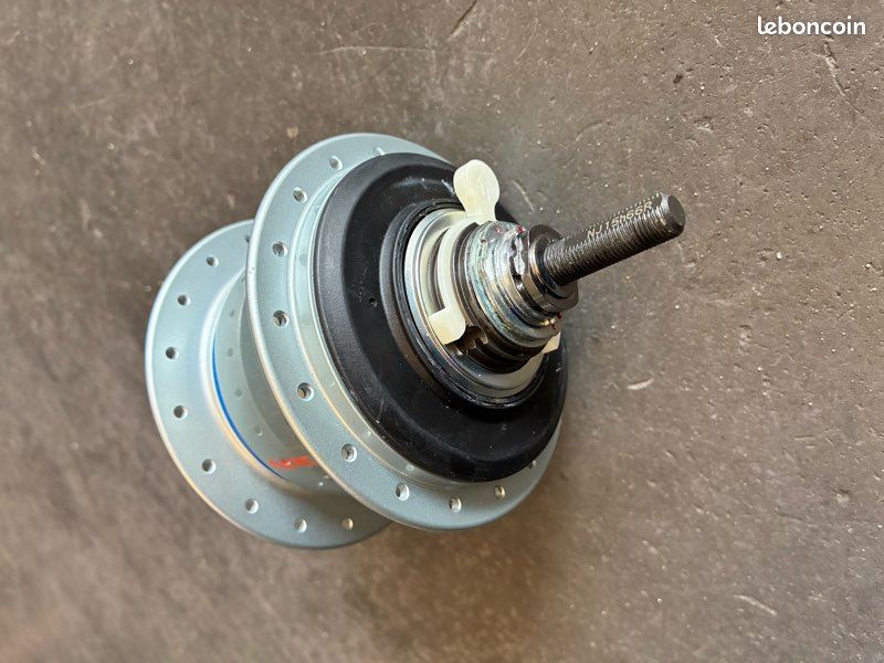 Moyeu Arrière Shimano Nexus Di2 8 Vitesses (SG-C6061 8C) – 32 Trous, Noir, Neuf