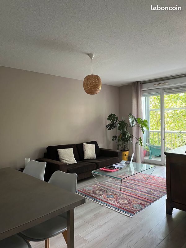 Appartement 3 pièces 66 m² · à Bordeaux · 66 m² · 550 €