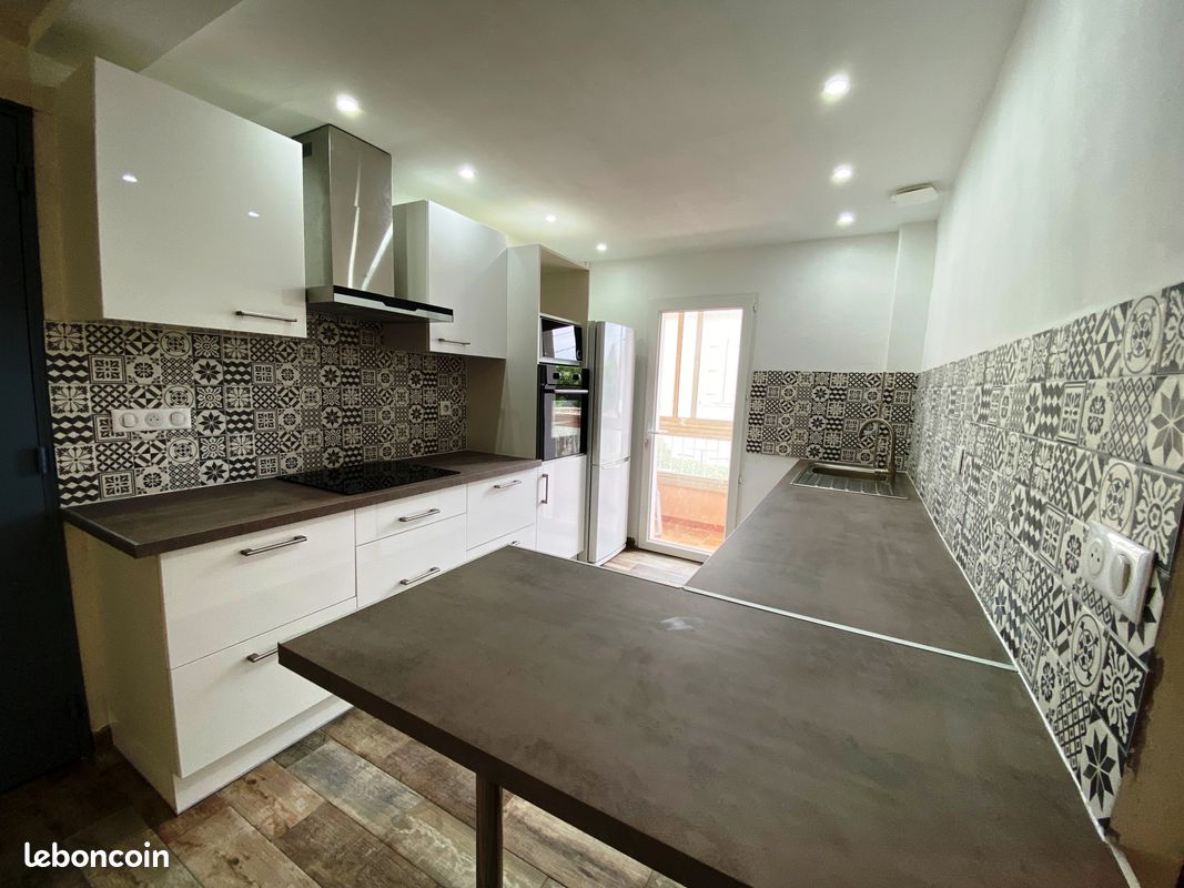 Appartement 3 pièces 68 m² · à Toulon · 68 m² · 944 €/mois