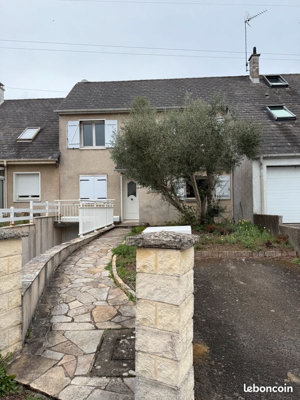 Maison 5 pièces 104 m² · à La Chapelle-sur-Erdre · 104 m² · 970 €/mois