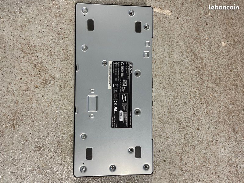 Sony VAIO Docking Station (image 2)