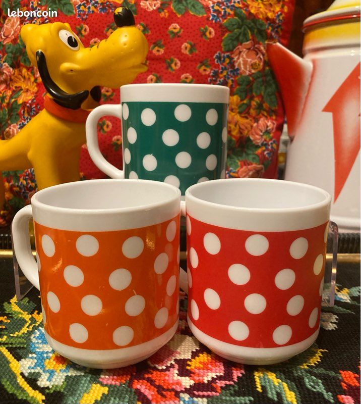 Lot De 3 Tasses à Café ARCOPAL Vintage - Motif Pois, Fabrication Française Années 70-80