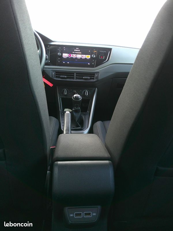 Volkswagen Polo 90CH 1.0 TGI Lounge Business (image 9)