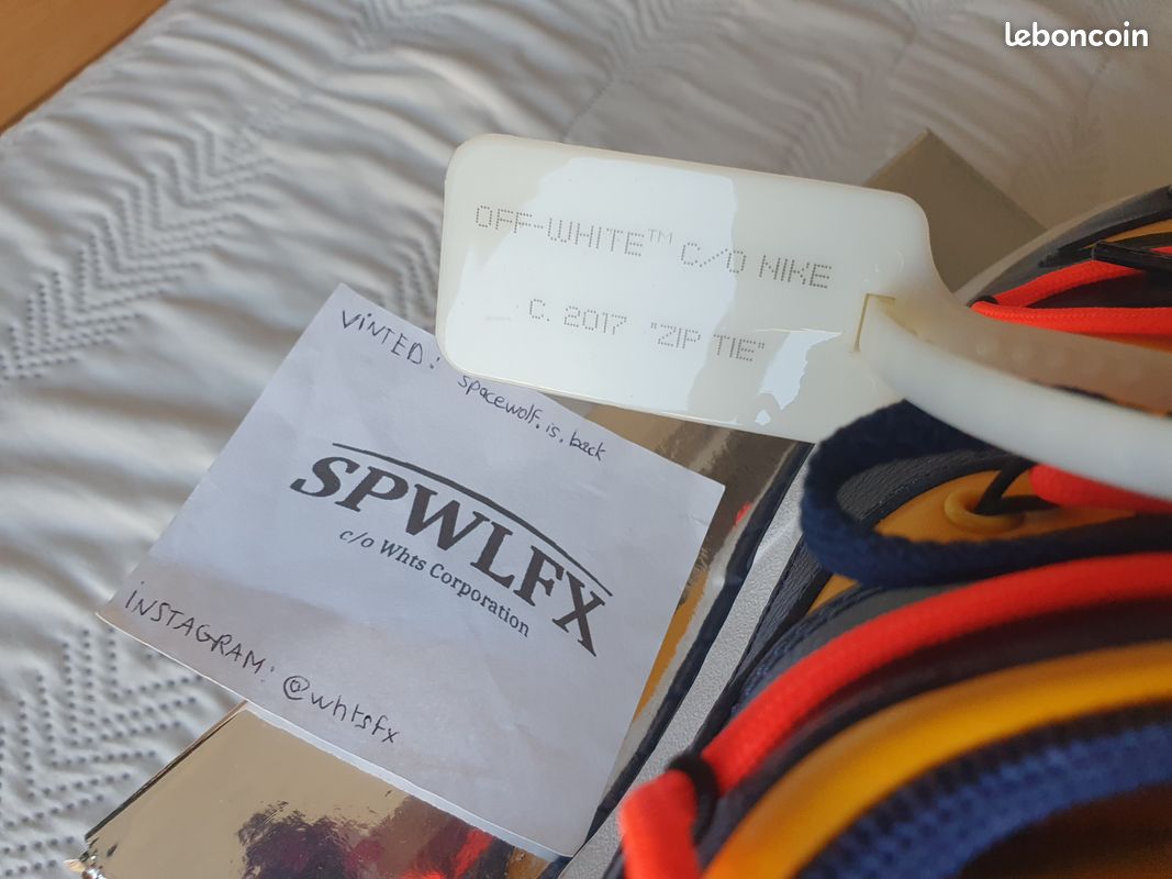Nike x Off White Dunk Low SB Michigan Yellow Navy Blue (image 8)