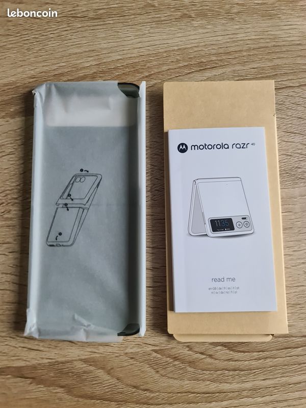 Smartphone Motorola Razr 40 256Go vert sauge Neuf (image 1)