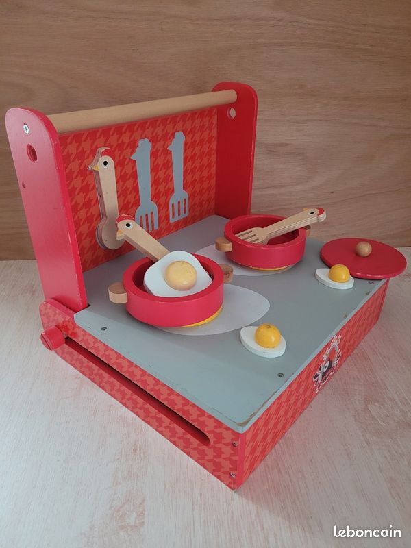 Cuisine Pliable Janod The French Cocotte En Bois Rouge – 36x30x29 Cm – NEUVE