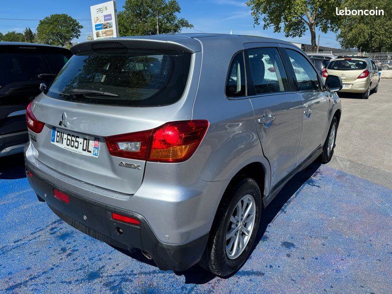 Mitsubishi asx 1.8 di-d 150cv intense (image 4)