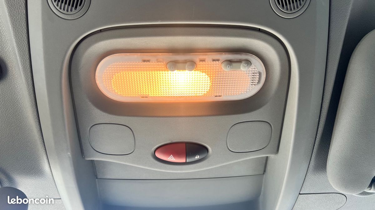 RENAULT MASTER VU FOURGON 2.3 DCI 110 35 L3H2 CONFORt (image 11)
